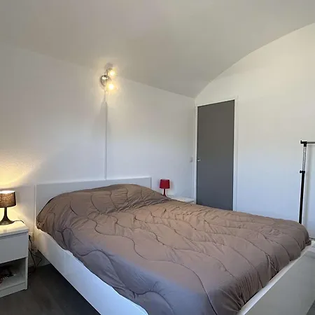 Maison T2 Mezzanine Renovee - 6 Pers, Mateille, Terr. Ensoleillee, Piscine, Parking Prive - Fr-1-229-836 Gruissan