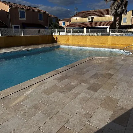 Holiday home Maison T2 Mezzanine Renovee - 6 Pers, Mateille, Terr. Ensoleillee, Piscine, Parking Prive - Fr-1-229-836 Gruissan